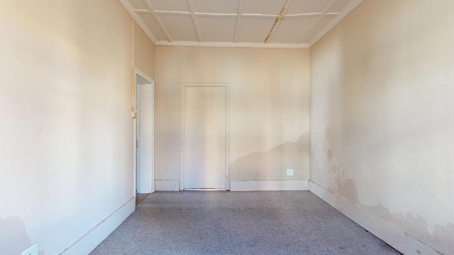 6 Bedroom Property for Sale in North End Eastern Cape